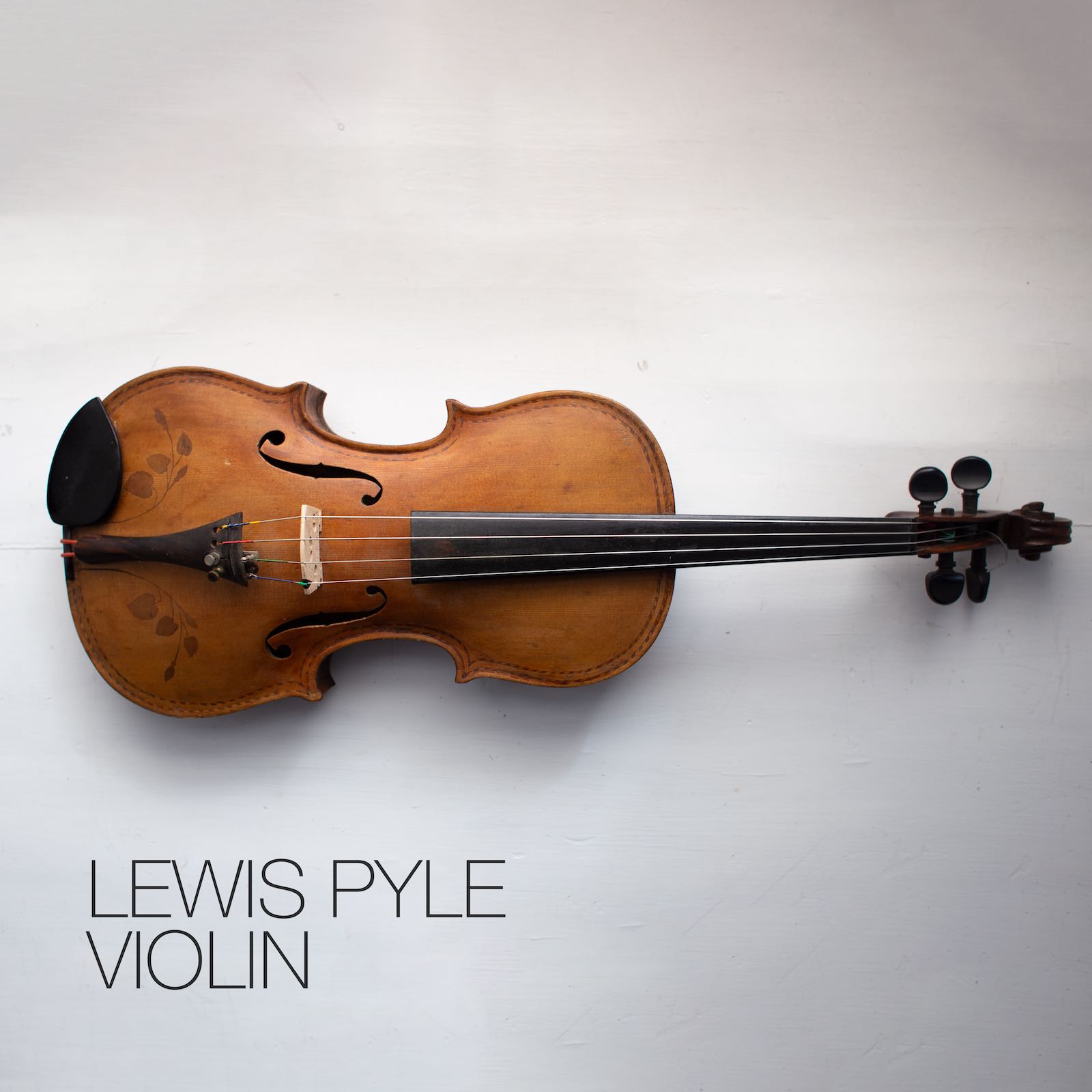 Violin sound. Оливер Льюис скрипка. Скрипки для Kontakt. Emegrance Audio Violin. Louis Delignon Violin.