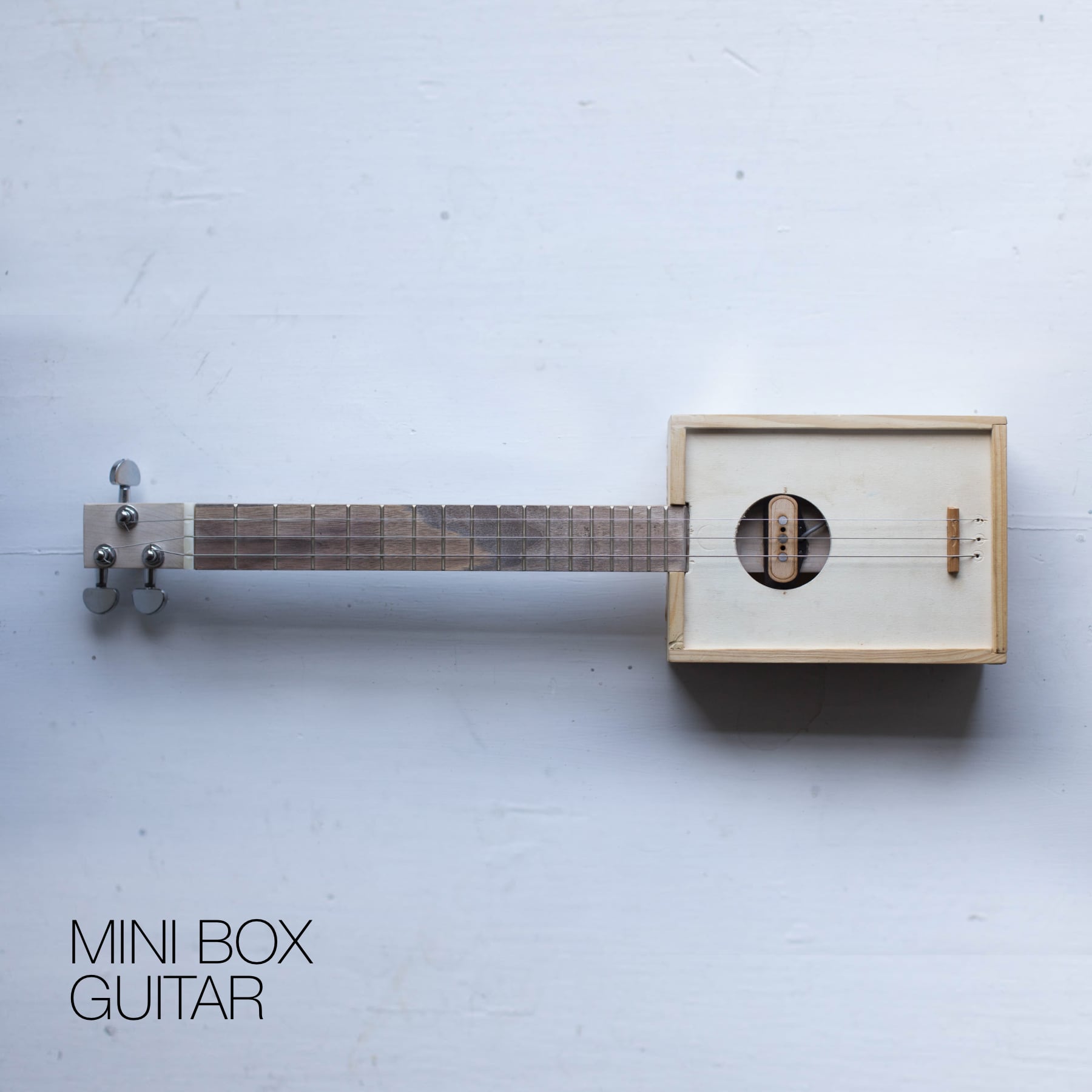 Mini Box Guitar [Patreon Exclusive] - decent